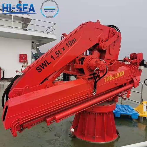 THE INSPECTION OF THE HYDRAULIC SYSTEM OF CRANE NO.2 FOR THE VESSEL AT NGHI SON PORT